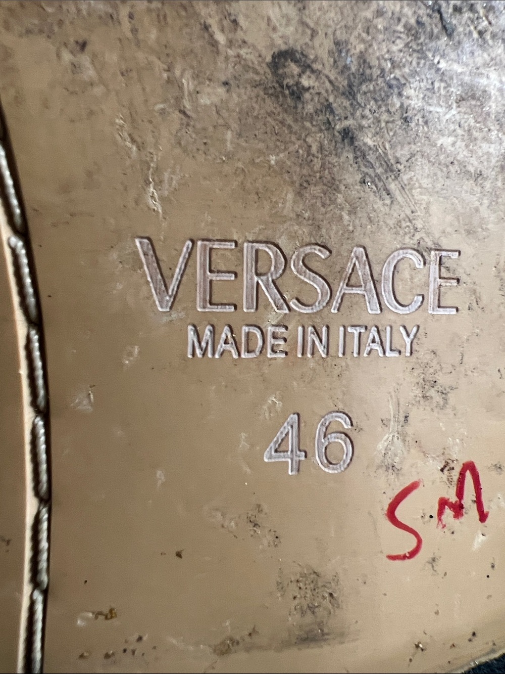 Versace - Picture 11 of 15